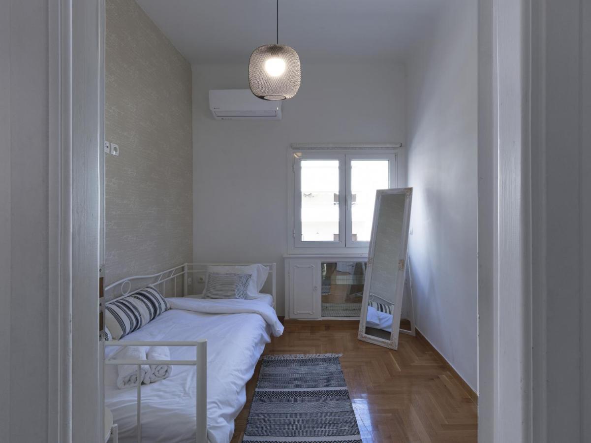 Beautiful Athenian Apartment Next To The Center ภายนอก รูปภาพ