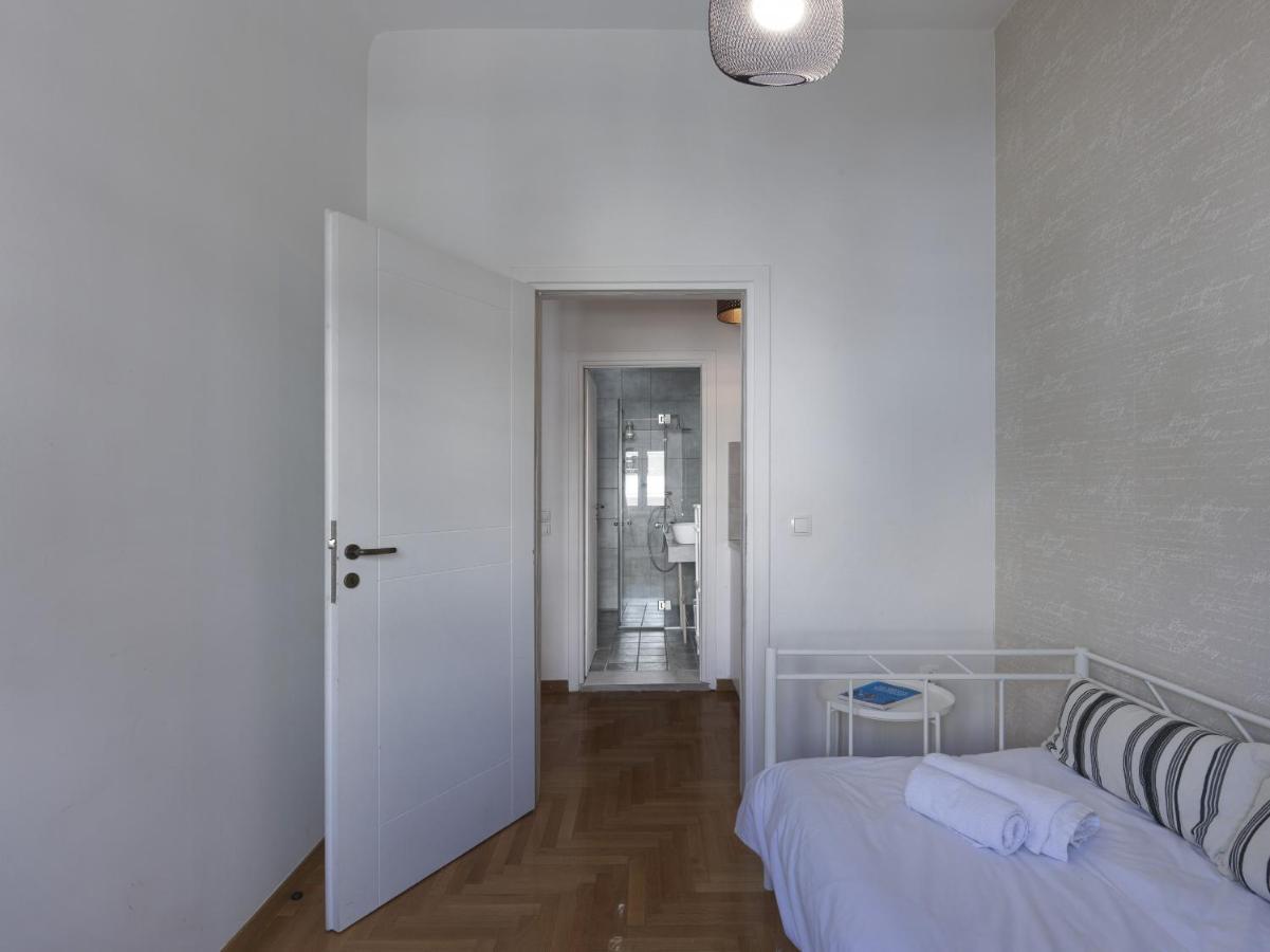 Beautiful Athenian Apartment Next To The Center ภายนอก รูปภาพ